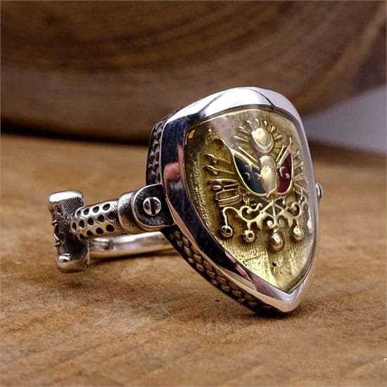 Resurrection Pusat-Shield Ottoman Starboard Silver Concept Ring