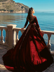 Chic Burgundy Long Gold Appliqued Beaded Prom Kaftan Gown