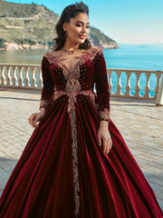 Chic Burgundy Long Gold Appliqued Beaded Prom Kaftan Gown