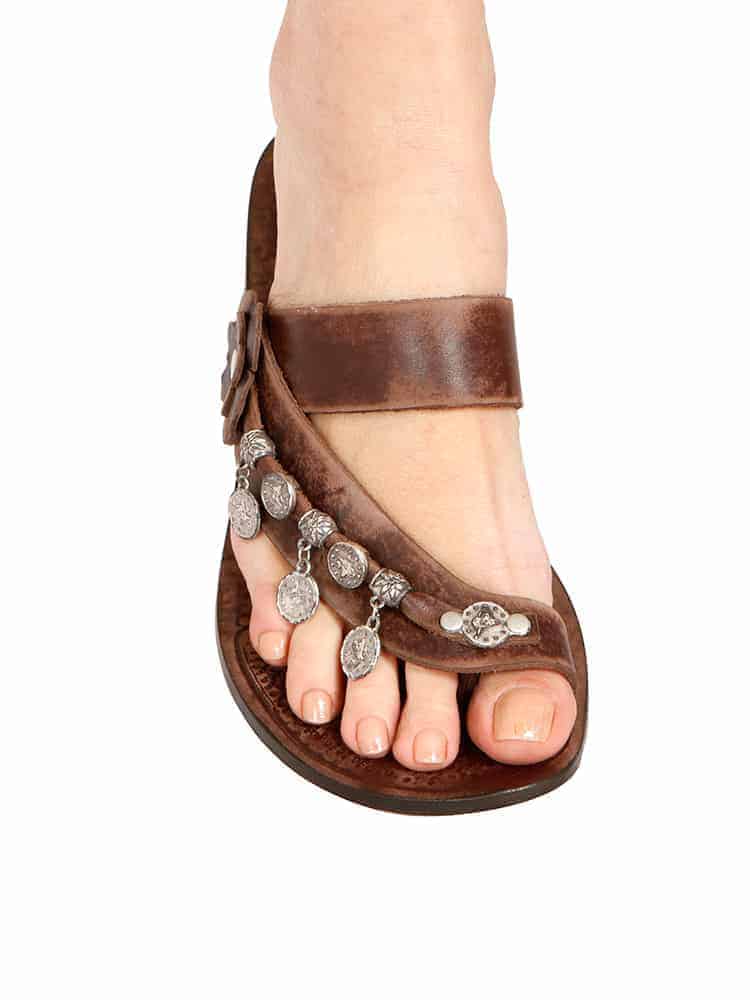 ottoman-seal-leather-flip-flops