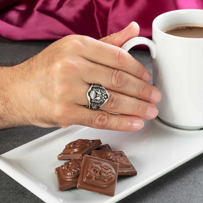 tughra ring