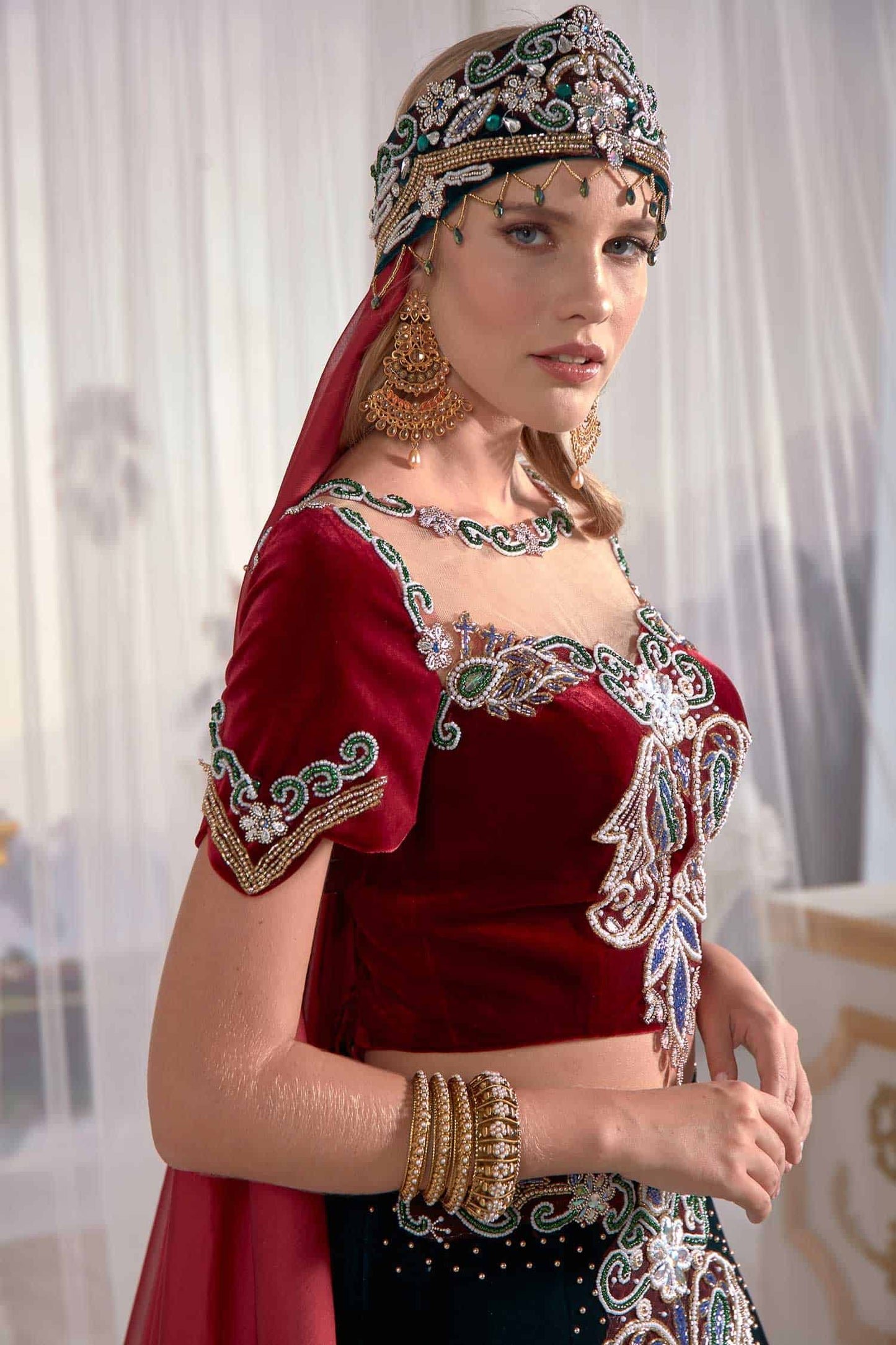 Queen Caftan Set Red