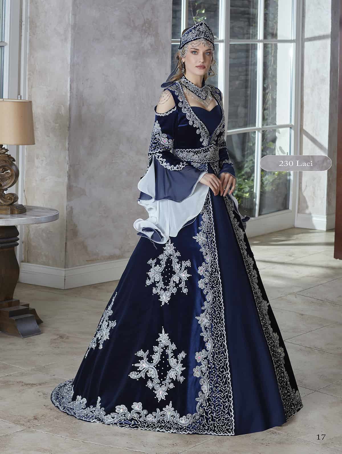 Elegant velvet Long bell Sleeves royal blue Engagement Evening Dresses 2020 Saudi Arabic Kaftan Dubai Formal Dress Bridal Party engagement Gowns