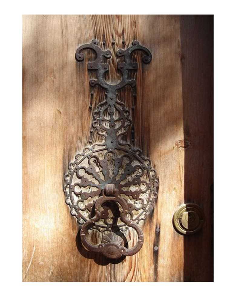 smile-together-door-knocker