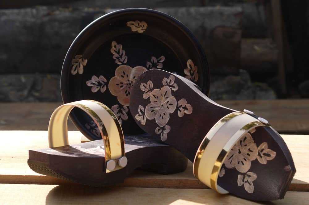 traditional clogs