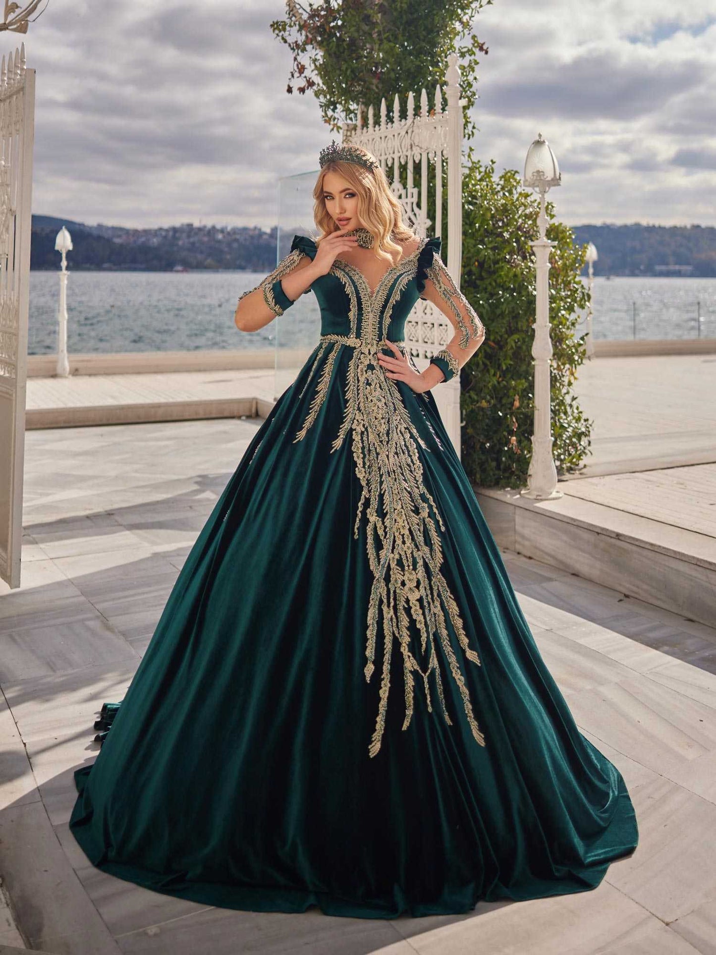 2023 Elegant Sweetheart Emerald Green Princess Prom Ball Gown Dress 36 / Red 2023 Elegant Sweetheart Emerald Green Princess Prom Ball Gown Dress 36 / Red