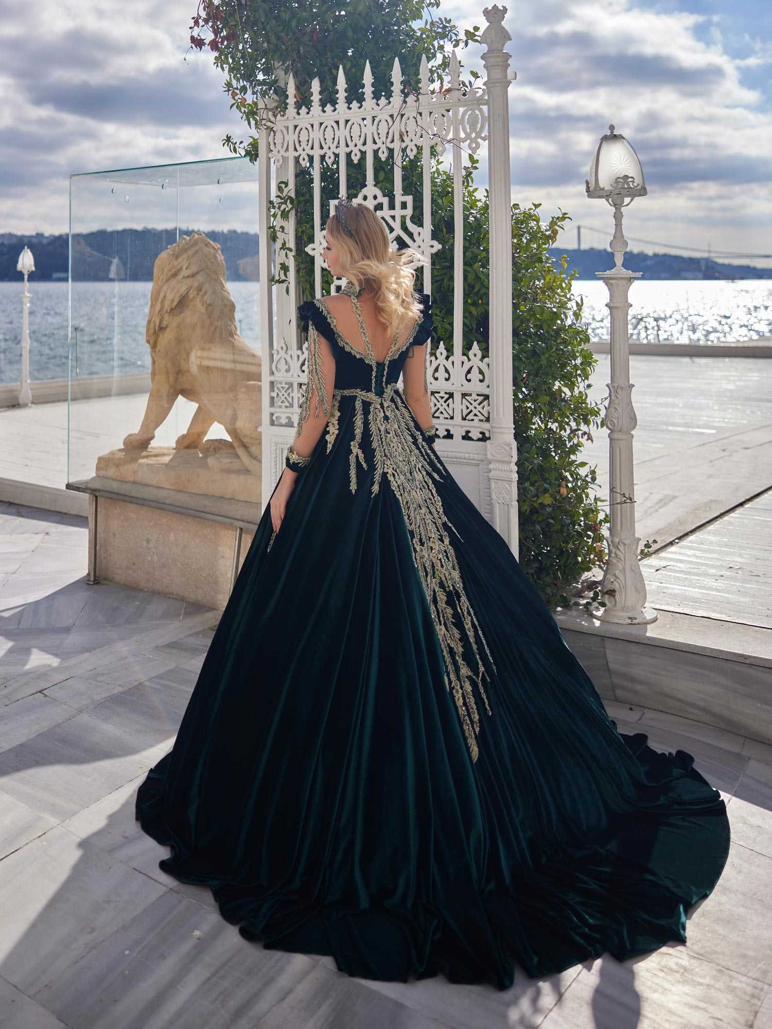 2023 Elegant Sweetheart Emerald Green Princess Prom Ball Gown Dress 38 / Dark Green 2023 Elegant Sweetheart Emerald Green Princess Prom Ball Gown Dress 38 / Dark Green