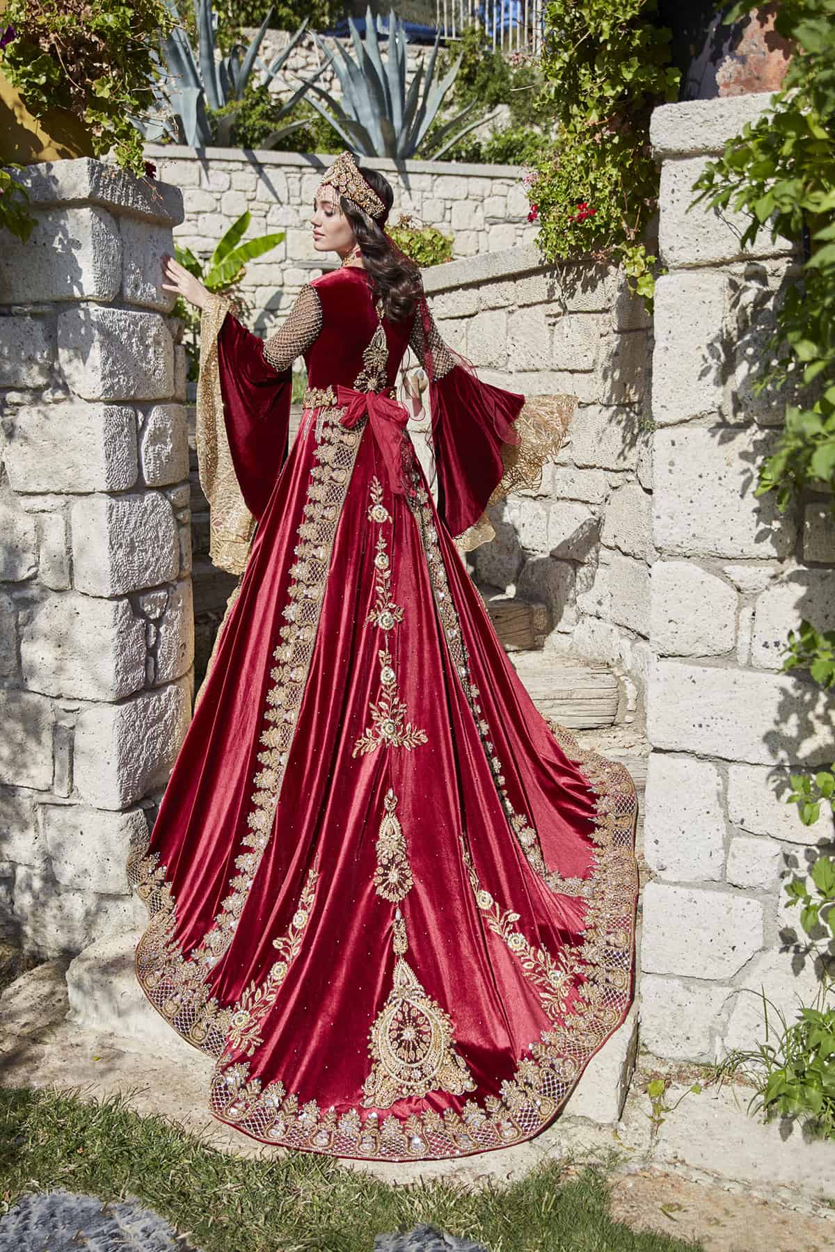 female hurrem sultan ottoman ethnic kaftan dresses